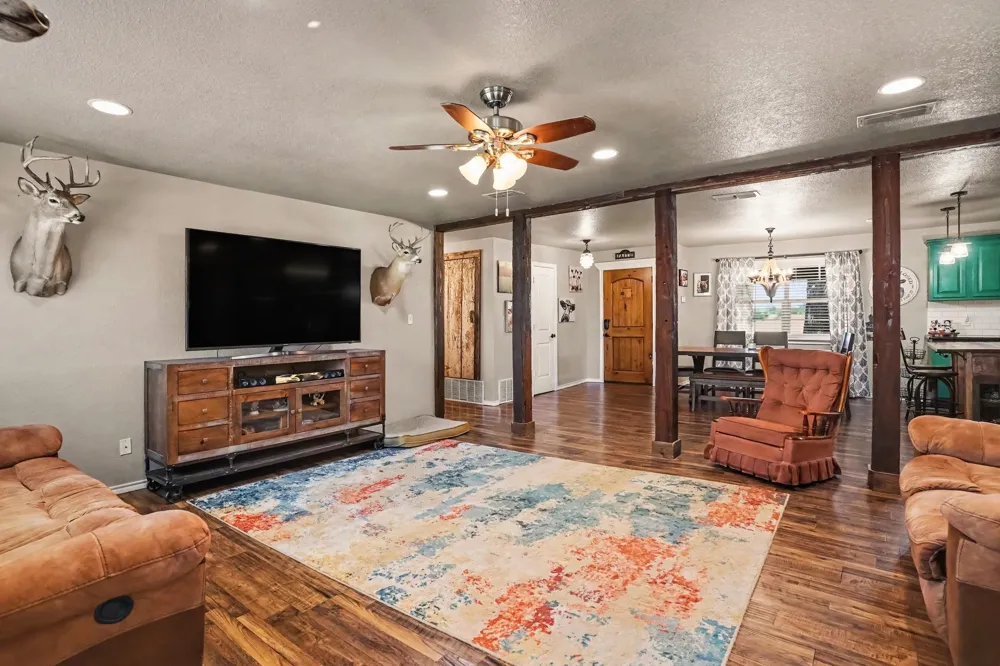 3845 County Road 415 Alvarado, TX 76009