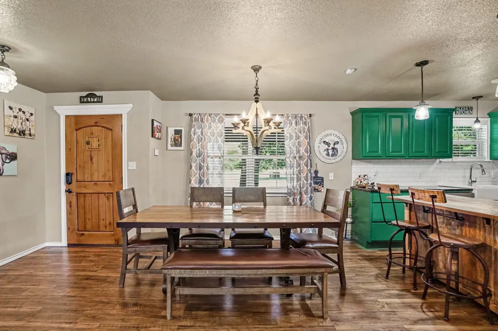3845 County Road 415 Alvarado, TX 76009
