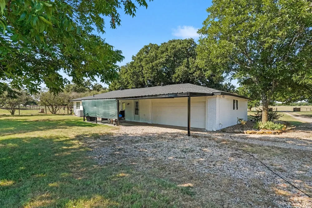 3845 County Road 415 Alvarado, TX 76009