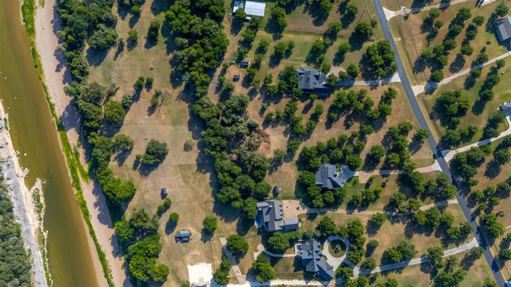 11008 Orchards Boulevard Granbury, TX 76033