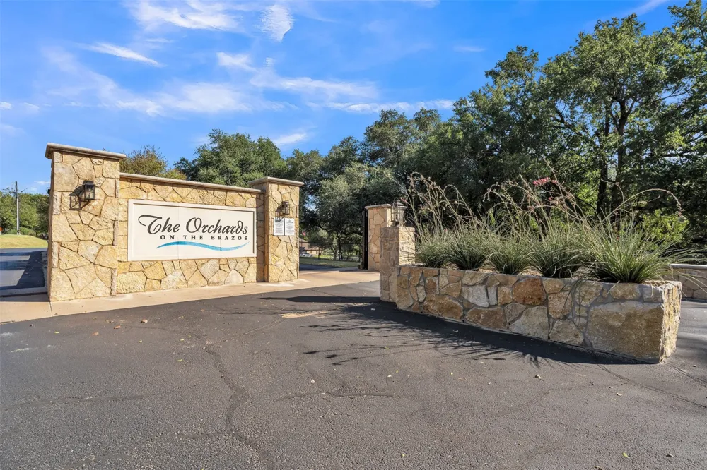 11008 Orchards Boulevard Granbury, TX 76033