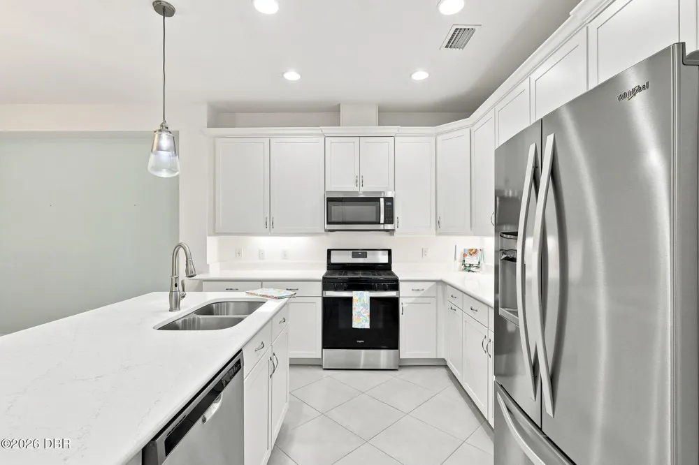 143 Salt Shaker Street Daytona Beach, FL 32124
