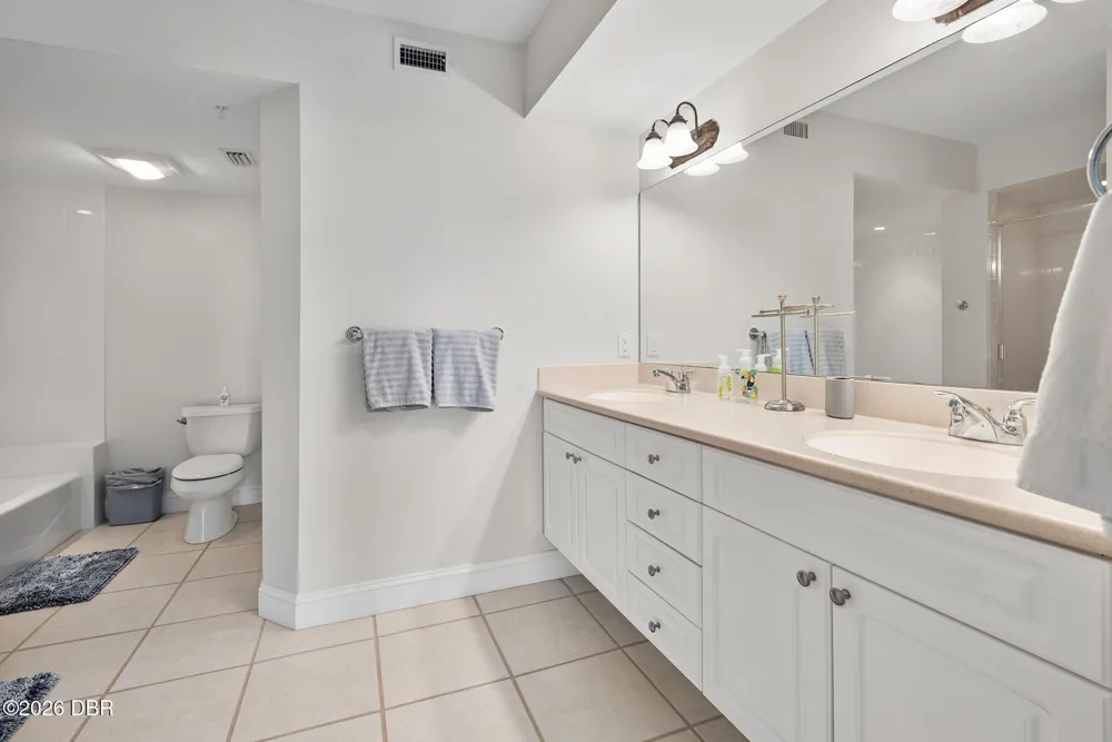 4670 Links Village Drive #B606 Ponce Inlet, FL 32127