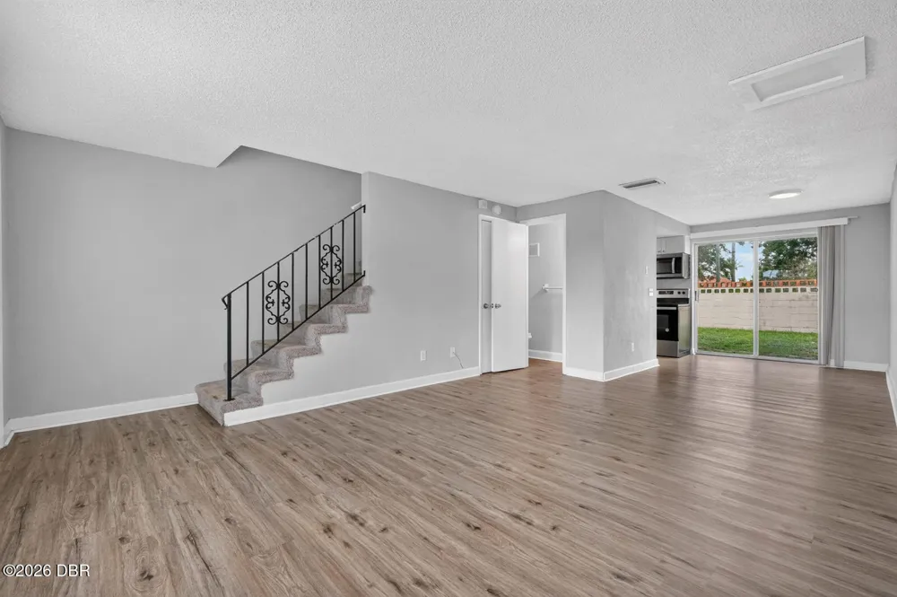 1600 S Palmetto Avenue #114 South Daytona, FL 32119