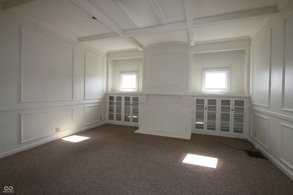 611 S Harrison Street Shelbyville, IN 46176