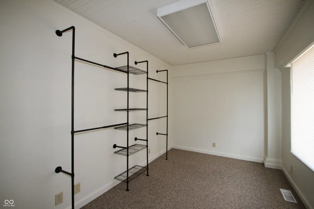 611 S Harrison Street Shelbyville, IN 46176