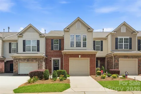 2433 Diplomat Lane