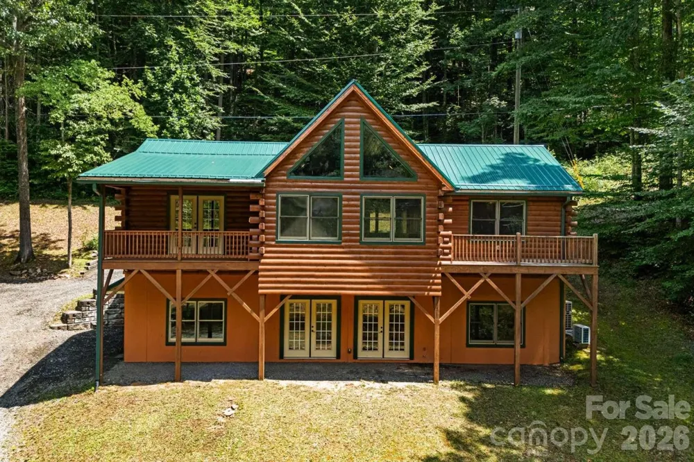 382 Paint Fork Road Barnardsville, NC 28709