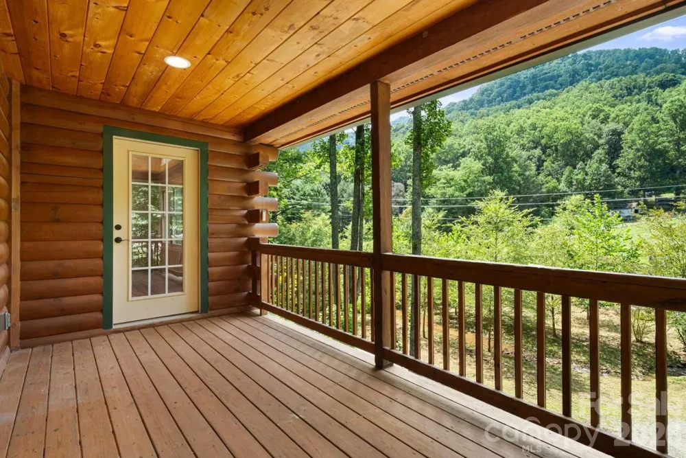 382 Paint Fork Road Barnardsville, NC 28709