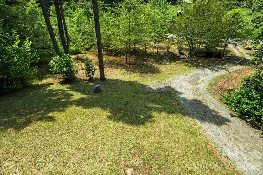 382 Paint Fork Road Barnardsville, NC 28709