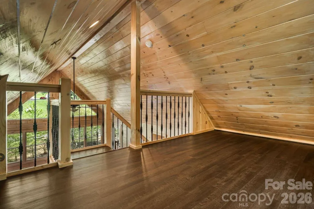 382 Paint Fork Road Barnardsville, NC 28709