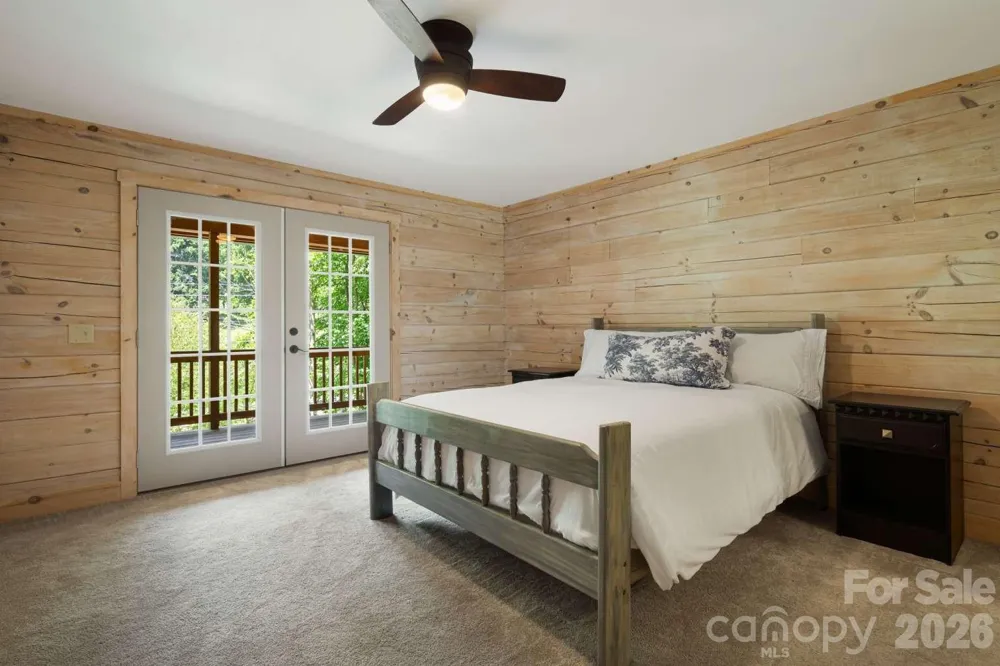 382 Paint Fork Road Barnardsville, NC 28709