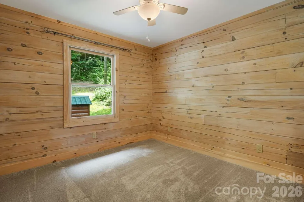382 Paint Fork Road Barnardsville, NC 28709