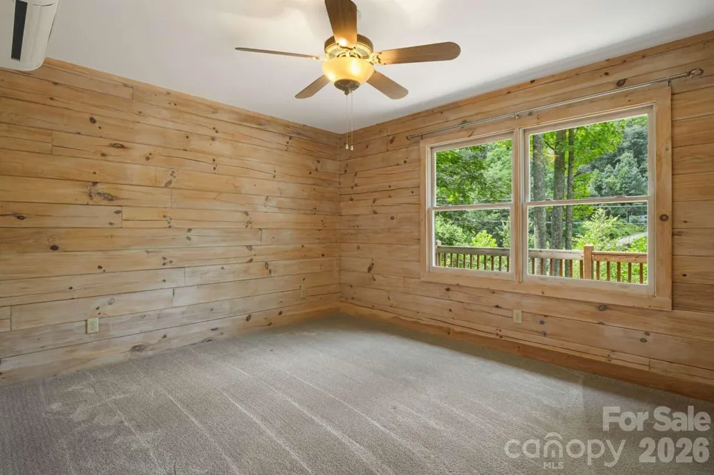 382 Paint Fork Road Barnardsville, NC 28709