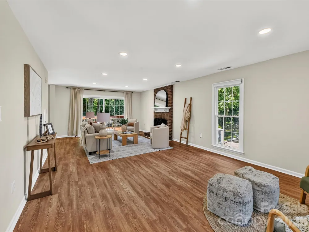 9400 Harlow Creek Road Huntersville, NC 28078