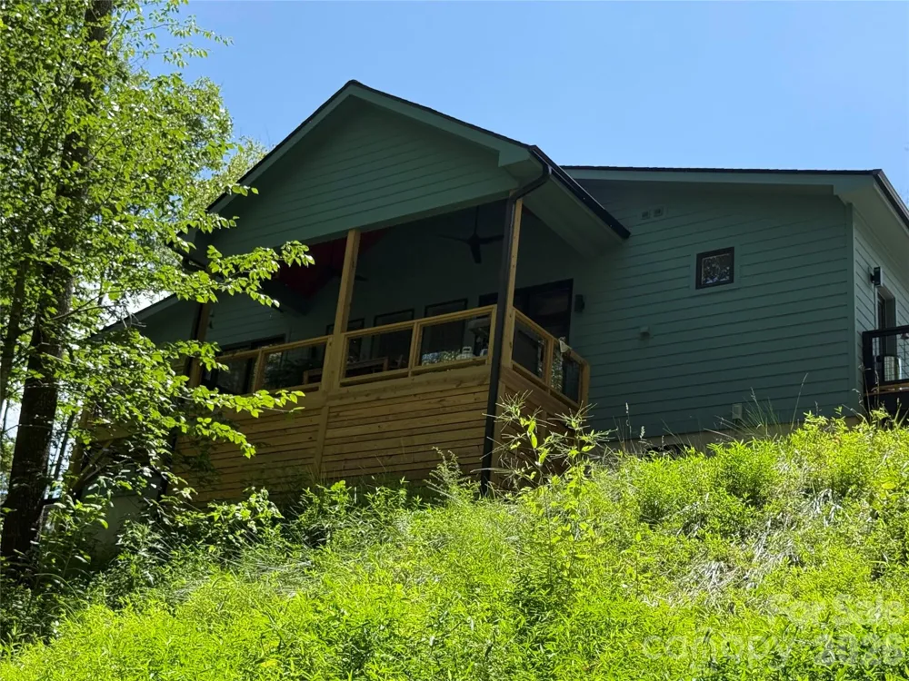 30 Sandys Home Place Mars Hill, NC 28754