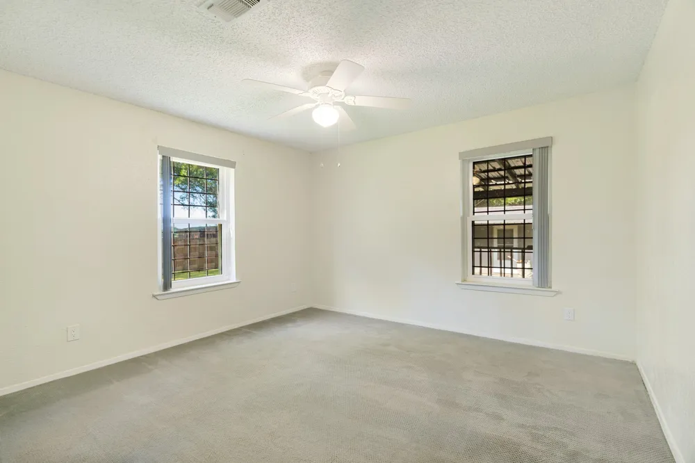 602 S Hall Street Clarksville, TX 75426