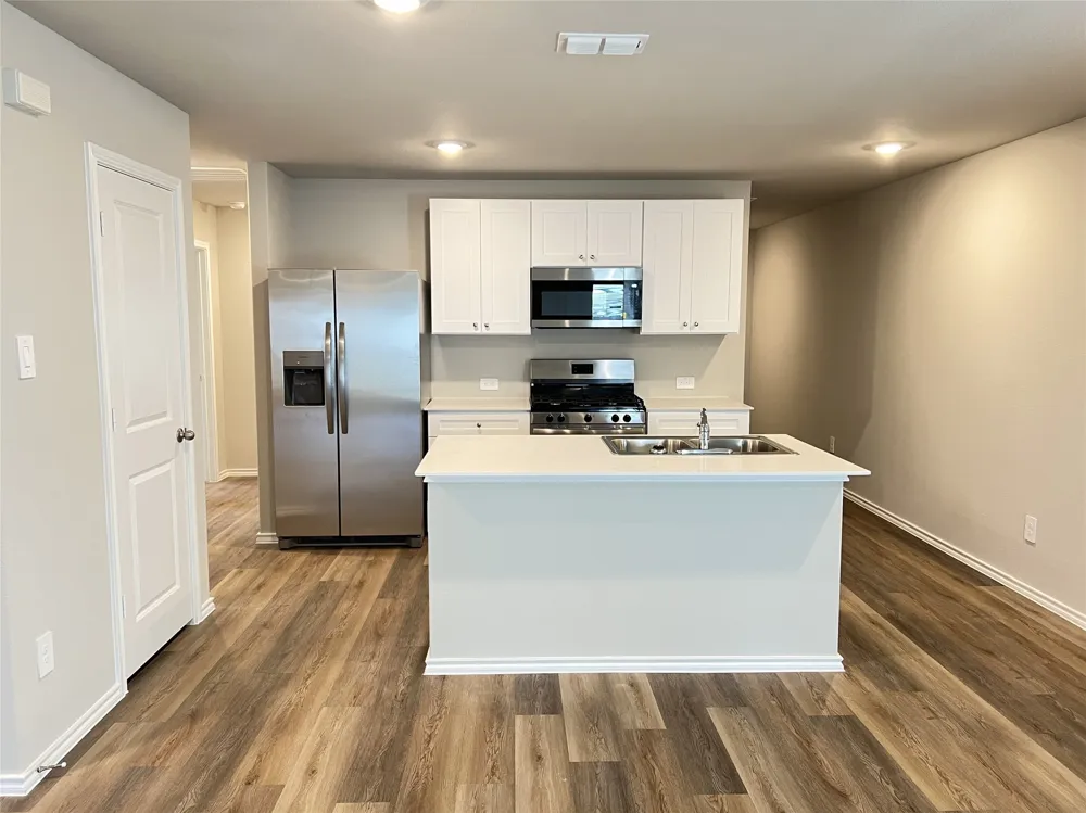 5557 Rollins Drive Krum, TX 76249