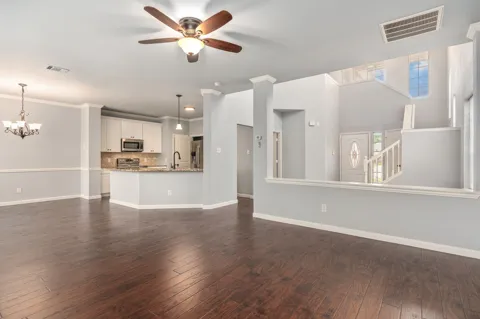 1704 Sandera Court