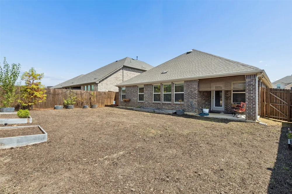9813 Cherrywood Way Aubrey, TX 76227