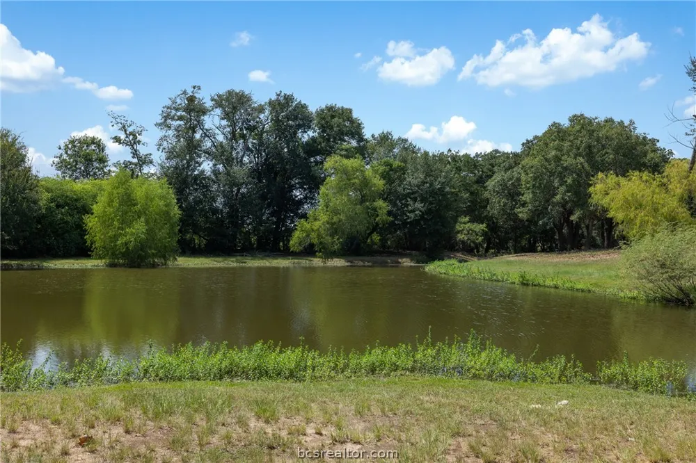 1847 County Road 202 Caldwell, TX 77836