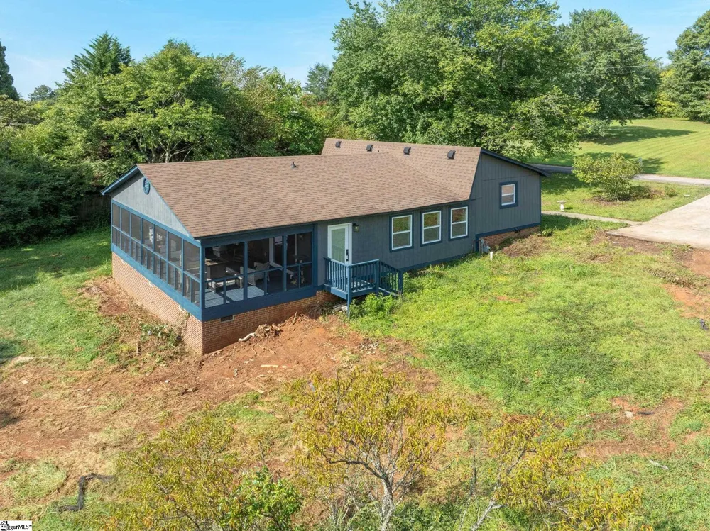 166 Mcjunkin Drive Pickens, SC 29671