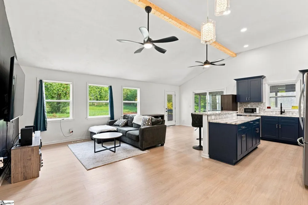 166 Mcjunkin Drive Pickens, SC 29671