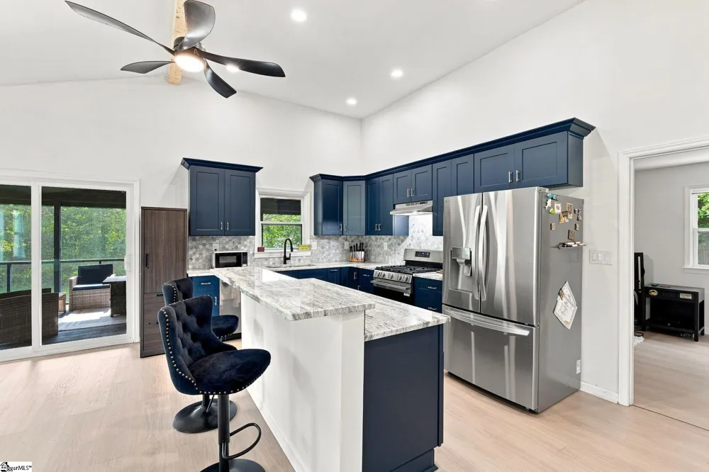 166 Mcjunkin Drive Pickens, SC 29671