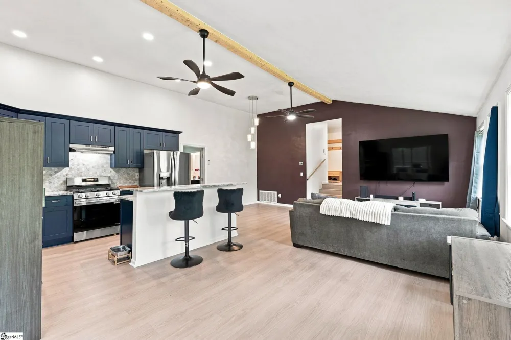 166 Mcjunkin Drive Pickens, SC 29671