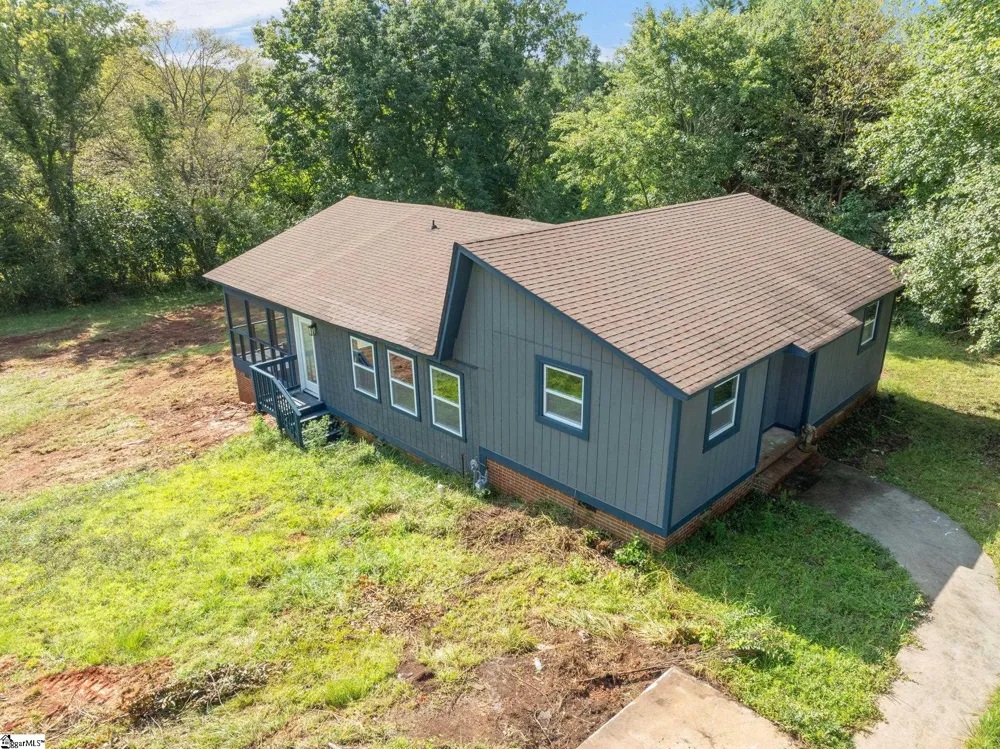 166 Mcjunkin Drive Pickens, SC 29671