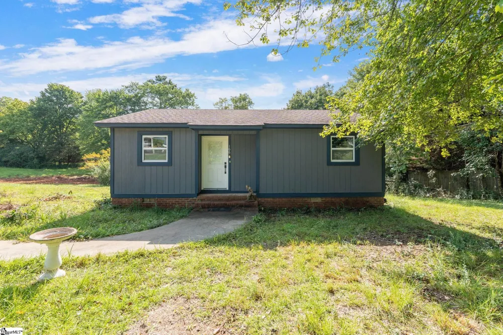 166 Mcjunkin Drive Pickens, SC 29671