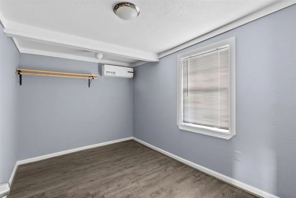 4126 Paladino Street #4030 Bacliff, TX 77518