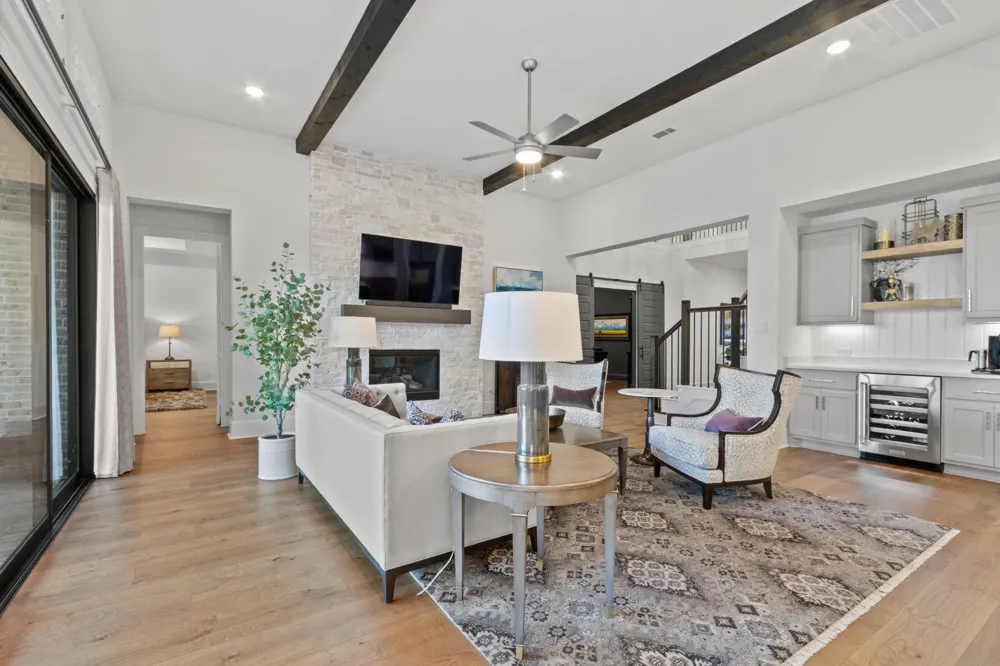 902 Falcon Hollow Lane Pinehurst, TX 77362