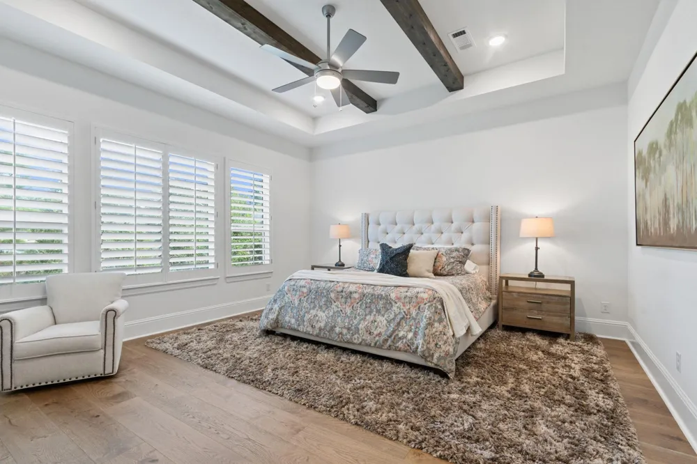 902 Falcon Hollow Lane Pinehurst, TX 77362