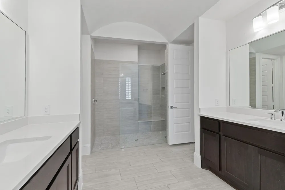 902 Falcon Hollow Lane Pinehurst, TX 77362