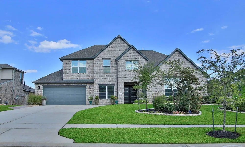 902 Falcon Hollow Lane Pinehurst, TX 77362
