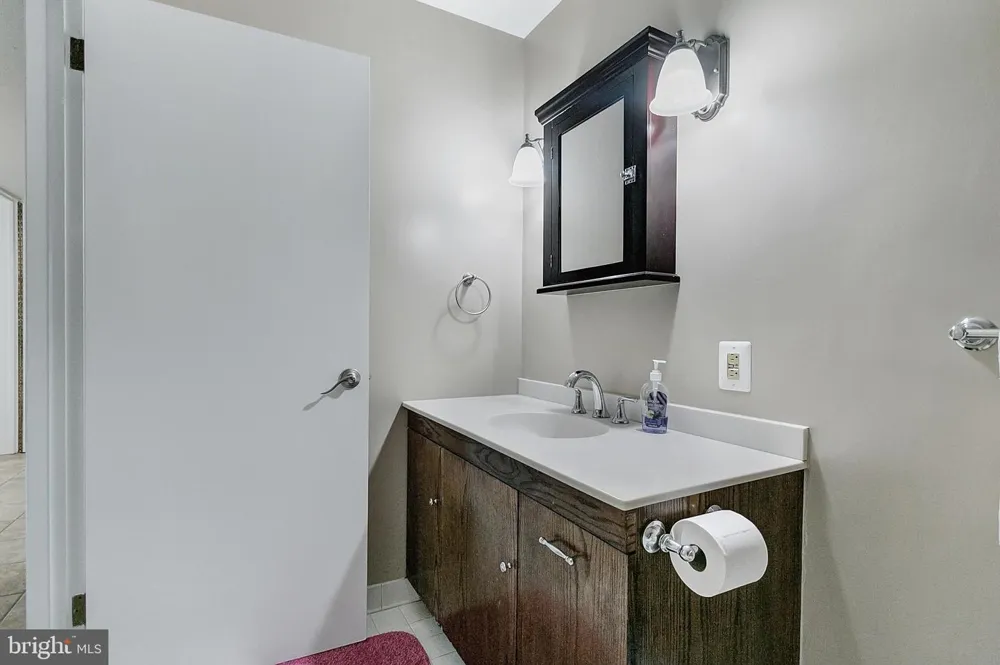 2108 48TH STREET NW Washington, DC 20007