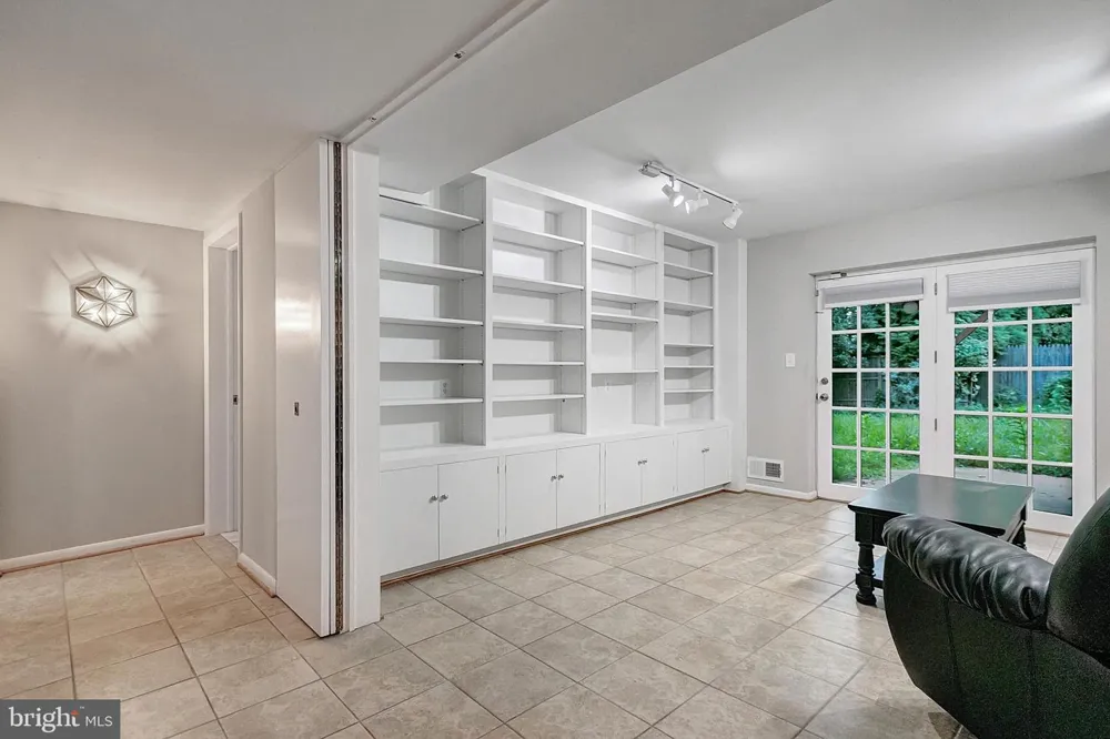 2108 48TH STREET NW Washington, DC 20007