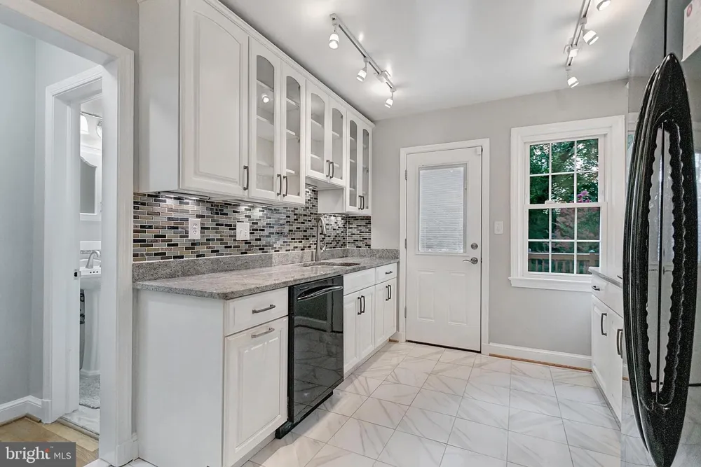 2108 48TH STREET NW Washington, DC 20007