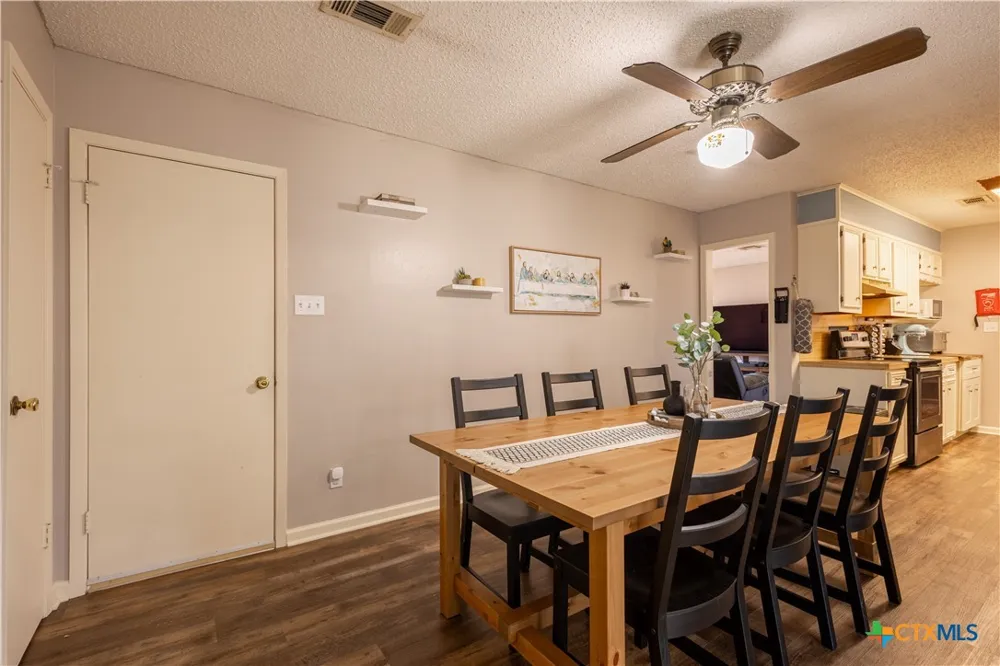 1504 W 6th Street McGregor, TX 76657