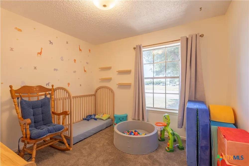 1504 W 6th Street McGregor, TX 76657