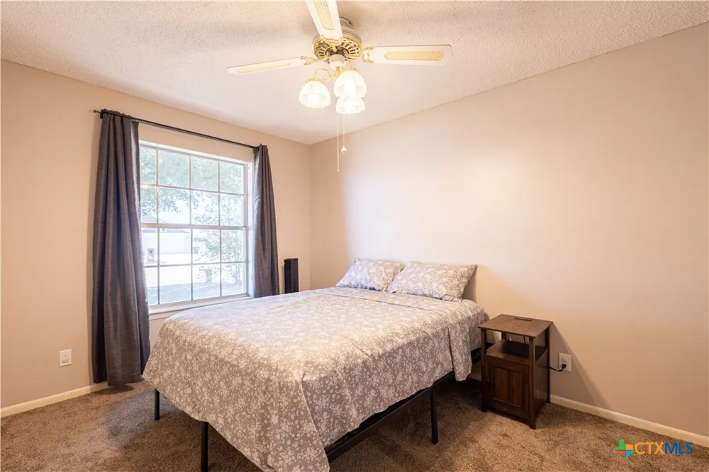 1504 W 6th Street McGregor, TX 76657