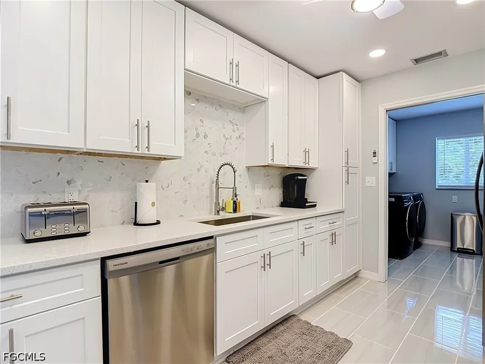 29th Street SW Naples, FL 34117