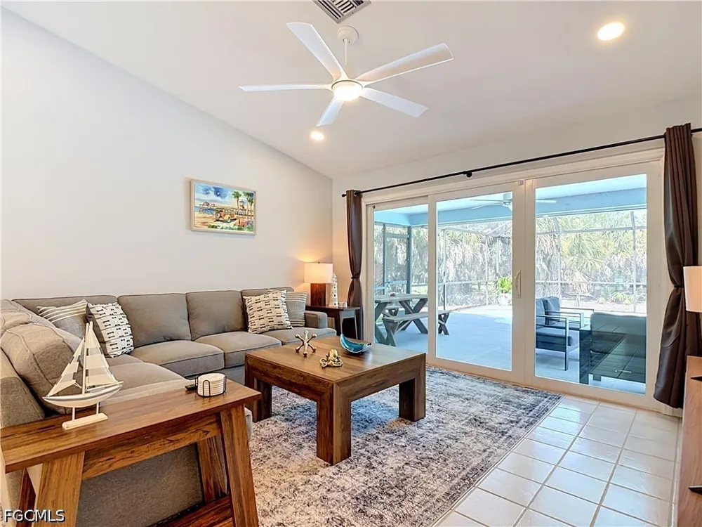 29th Street SW Naples, FL 34117