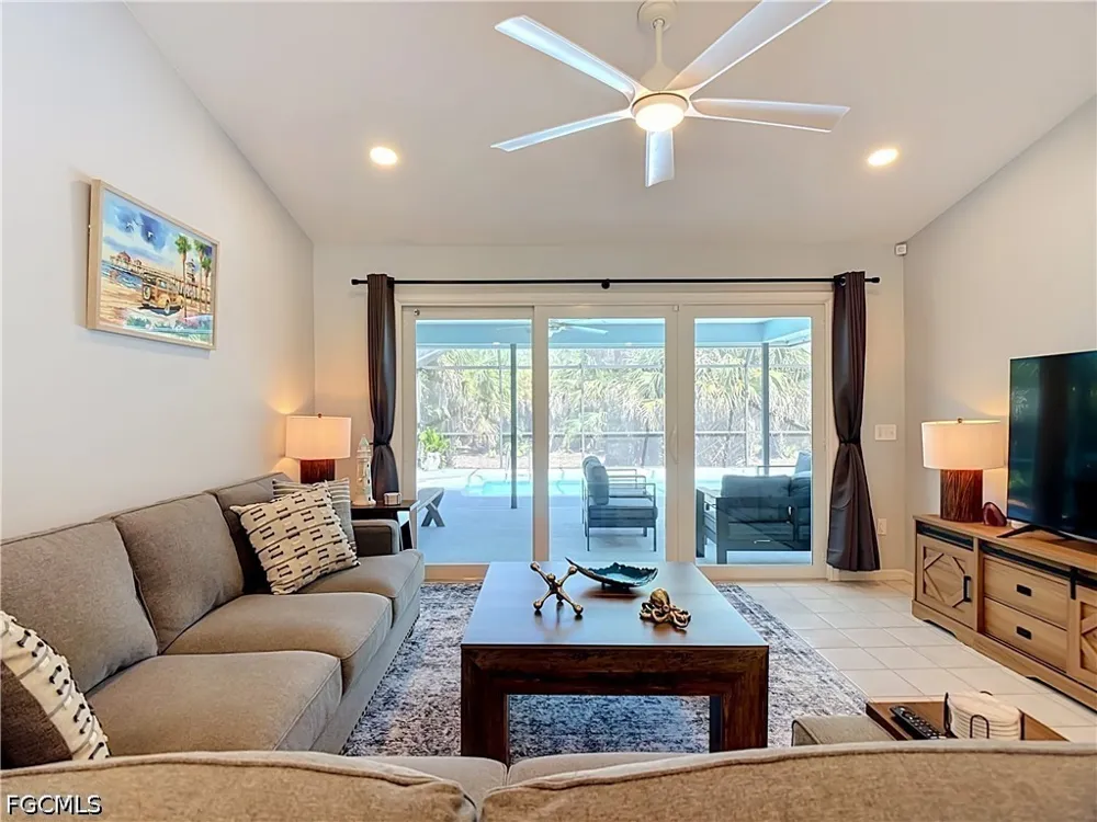29th Street SW Naples, FL 34117