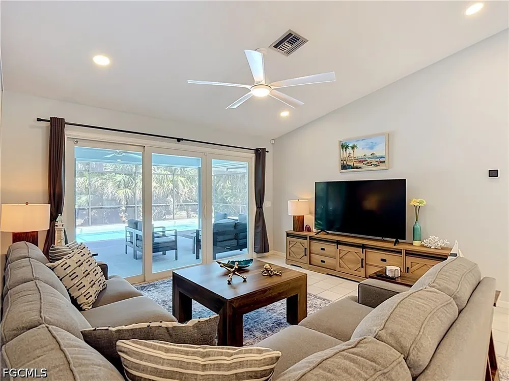 29th Street SW Naples, FL 34117