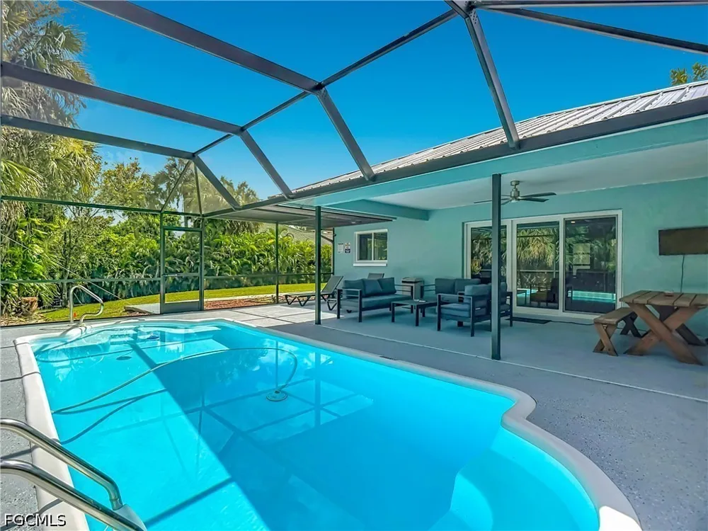 29th Street SW Naples, FL 34117
