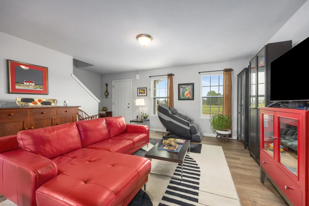 13662 Oasis Avenue Holland Charter Township, MI 49424