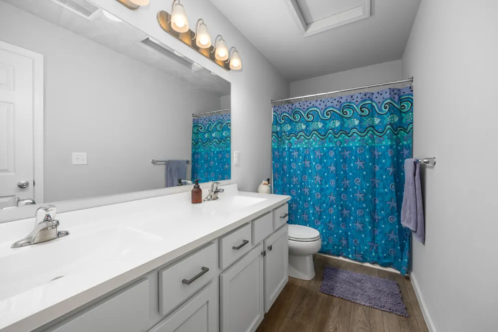 13662 Oasis Avenue Holland Charter Township, MI 49424
