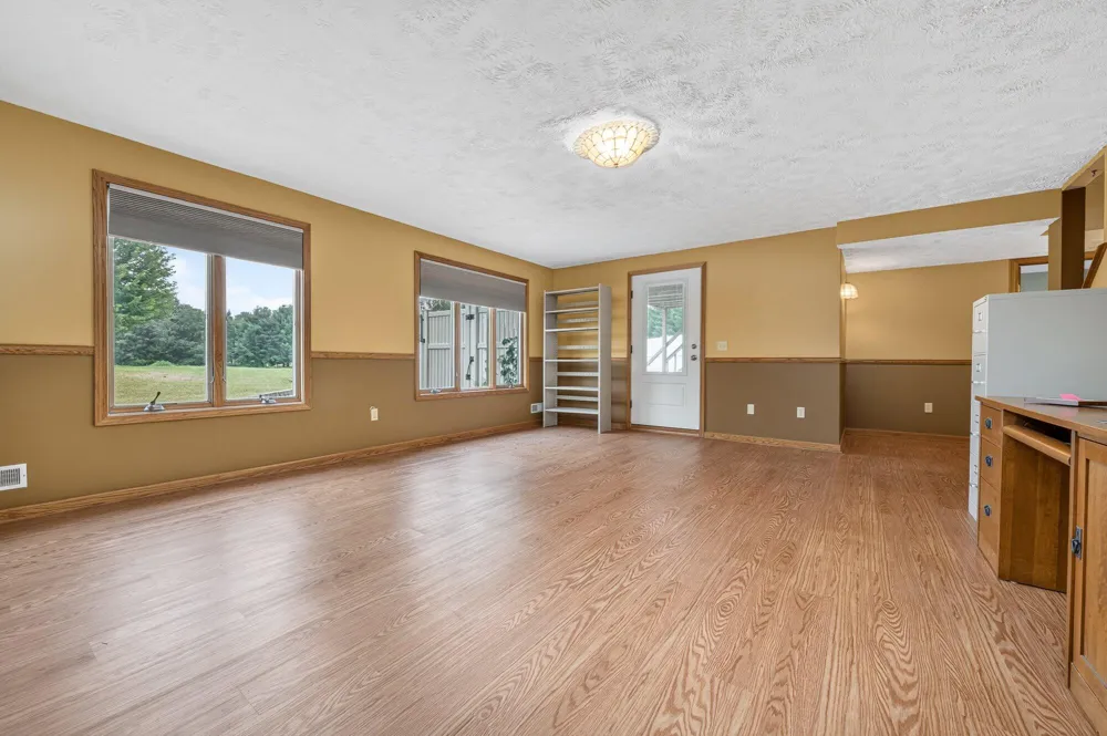 5430 E T AVENUE Brady Township, MI 49097